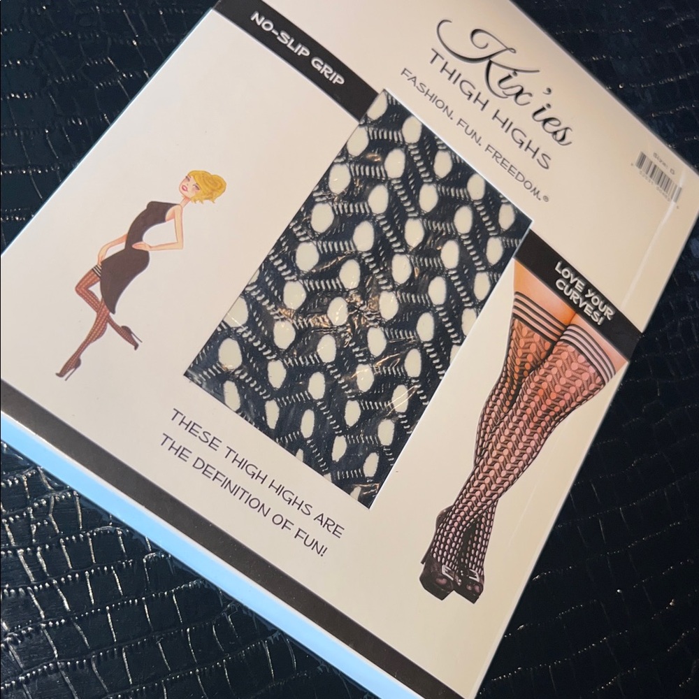 RARE KIX’IES Mimi Circle Fishnet Thigh Highs - Size D (Hard to Find!) 🖤